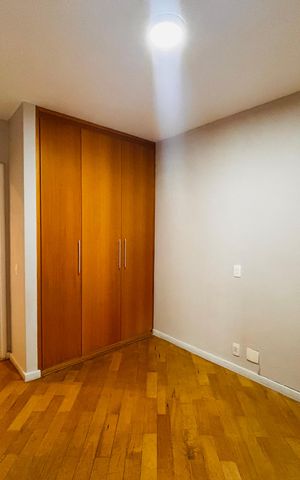 Apartamento para alugar com 200m², 5 quartos e 3 vagas Apartamento para alugar com 200m², 5 quartos e 3 vagasQuarto 2