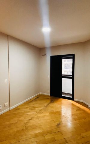 Apartamento para alugar com 200m², 5 quartos e 3 vagas Apartamento para alugar com 200m², 5 quartos e 3 vagasSuíte