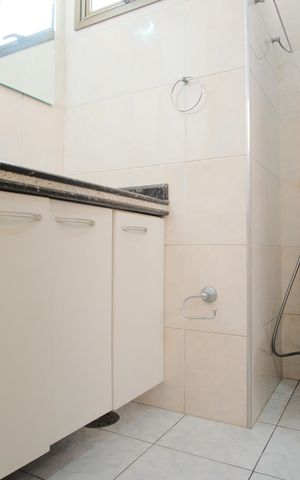 Apartamento para alugar com 156m², 4 quartos e 3 vagasBanheiro da Suíte