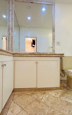 Apartamento à venda com 328m², 4 quartos e 2 vagas