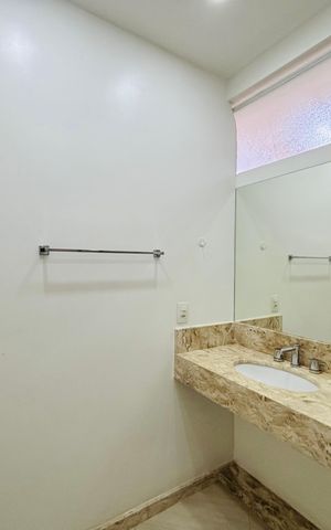 Apartamento à venda com 328m², 4 quartos e 2 vagas