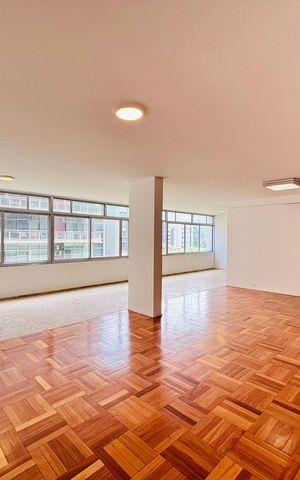 Apartamento à venda com 328m², 4 quartos e 2 vagas