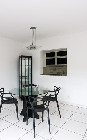 Apartamento para alugar com 100m², 3 quartos e 1 vaga Apartamento para alugar com 100m², 3 quartos e 1 vagaSala