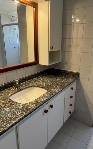 Apartamento à venda com 87m², 1 quarto e 1 vaga Apartamento à venda com 87m², 1 quarto e 1 vagaBanheiro social