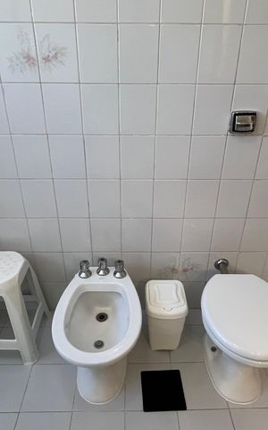 Apartamento à venda com 87m², 1 quarto e 1 vaga Apartamento à venda com 87m², 1 quarto e 1 vagaBanheiro social