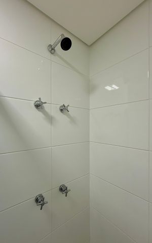 Apartamento para alugar com 63m², 2 quartos e 1 vaga Apartamento para alugar com 63m², 2 quartos e 1 vagaBanheiro Social