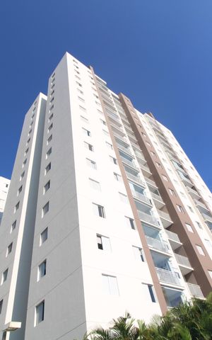 Apartamento para alugar com 64m², 2 quartos e 1 vagaFachada