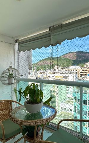 Apartamento à venda com 136m², 3 quartos e 2 vagas Apartamento à venda com 136m², 3 quartos e 2 vagasVaranda da Suíte