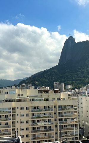 Apartamento à venda com 136m², 3 quartos e 2 vagas Apartamento à venda com 136m², 3 quartos e 2 vagasVista da Varanda da Suíte