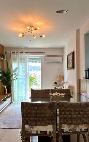 Apartamento à venda com 136m², 3 quartos e 2 vagas Apartamento à venda com 136m², 3 quartos e 2 vagasSala