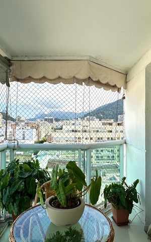 Apartamento à venda com 136m², 3 quartos e 2 vagas Apartamento à venda com 136m², 3 quartos e 2 vagasVaranda da Suíte