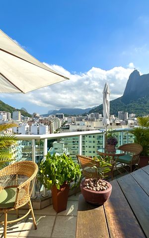 Apartamento à venda com 136m², 3 quartos e 2 vagas Apartamento à venda com 136m², 3 quartos e 2 vagasÁrea comum