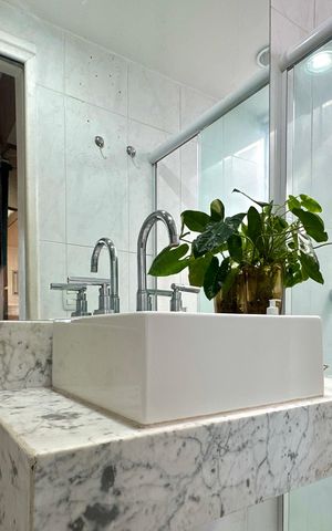 Apartamento à venda com 136m², 3 quartos e 2 vagas Apartamento à venda com 136m², 3 quartos e 2 vagasBanheiro da Suíte 2