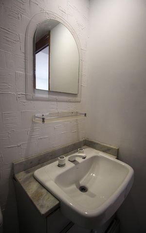 Apartamento à venda com 80m², 3 quartos e 2 vagasBanheiro