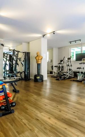 Studio à venda com 33m², 1 quarto e 1 vaga Studio à venda com 33m², 1 quarto e 1 vagaAcademia