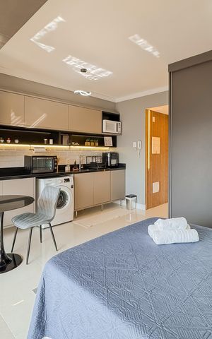 Studio à venda com 33m², 1 quarto e 1 vaga Studio à venda com 33m², 1 quarto e 1 vagaStudio