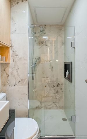 Studio à venda com 33m², 1 quarto e 1 vaga Studio à venda com 33m², 1 quarto e 1 vagaBanheiro