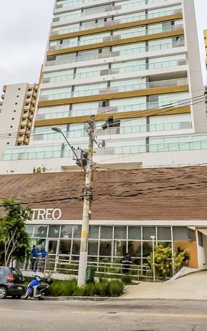 Studio à venda com 33m², 1 quarto e 1 vaga Studio à venda com 33m², 1 quarto e 1 vagaFachada