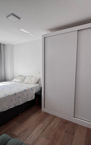 Apartamento à venda com 83m², 3 quartos e 2 vagas Apartamento à venda com 83m², 3 quartos e 2 vagasSuíte
