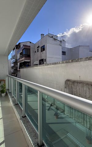 Apartamento à venda com 83m², 3 quartos e 2 vagas Apartamento à venda com 83m², 3 quartos e 2 vagasVaranda
