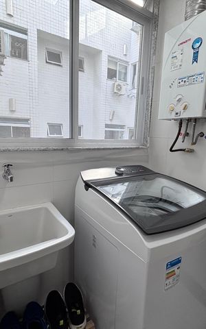 Apartamento à venda com 83m², 3 quartos e 2 vagas Apartamento à venda com 83m², 3 quartos e 2 vagasÁrea de Serviço
