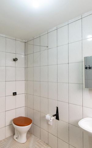 Casa para alugar com 100m², 3 quartos e 1 vaga Casa para alugar com 100m², 3 quartos e 1 vagaBanheiro