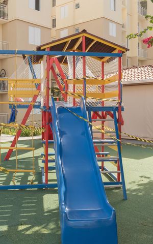 Apartamento para alugar com 45m², 2 quartos e 1 vaga Apartamento para alugar com 45m², 2 quartos e 1 vagaÁrea comum - Playground