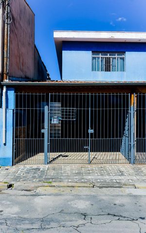 Casa para alugar com 100m², 2 quartos e 1 vagaFachada