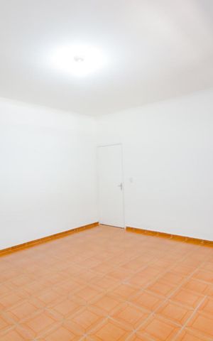 Casa para alugar com 100m², 2 quartos e 1 vagaSala