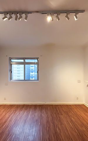 Apartamento à venda com 74m², 2 quartos e sem vaga Apartamento à venda com 74m², 2 quartos e sem vagaSala
