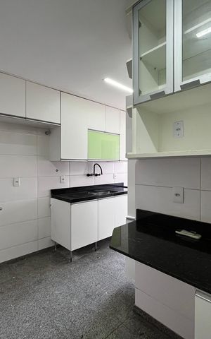 Apartamento para alugar com 143m², 4 quartos e 2 vagas Apartamento para alugar com 143m², 4 quartos e 2 vagasCozinha