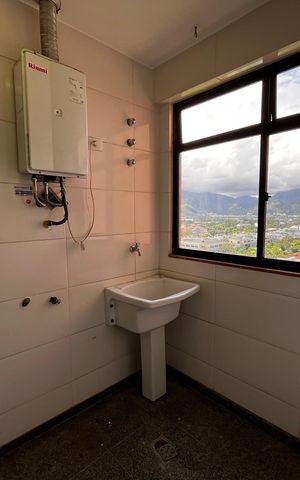 Apartamento para alugar com 143m², 4 quartos e 2 vagas Apartamento para alugar com 143m², 4 quartos e 2 vagasÁrea de Serviço