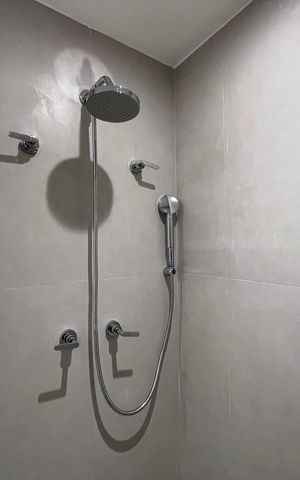 Apartamento para alugar com 143m², 4 quartos e 2 vagas Apartamento para alugar com 143m², 4 quartos e 2 vagasBanheiro da Suíte