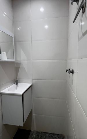 Apartamento para alugar com 143m², 4 quartos e 2 vagas Apartamento para alugar com 143m², 4 quartos e 2 vagasBanheiro de serviço