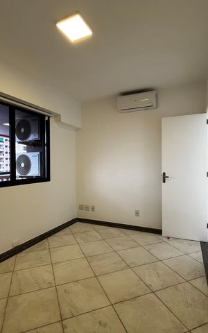 Apartamento para alugar com 143m², 4 quartos e 2 vagas Apartamento para alugar com 143m², 4 quartos e 2 vagasQuarto 1