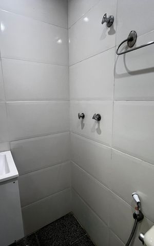 Apartamento para alugar com 143m², 4 quartos e 2 vagas Apartamento para alugar com 143m², 4 quartos e 2 vagasBanheiro de serviço