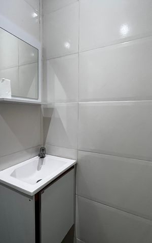 Apartamento para alugar com 143m², 4 quartos e 2 vagas Apartamento para alugar com 143m², 4 quartos e 2 vagasBanheiro de serviço