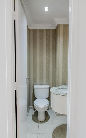 Apartamento à venda com 106m², 3 quartos e 3 vagas Apartamento à venda com 106m², 3 quartos e 3 vagasLavabo