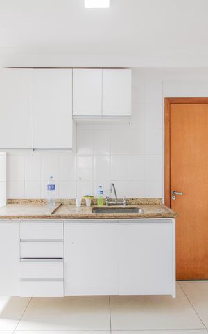 Apartamento à venda com 106m², 3 quartos e 3 vagas Apartamento à venda com 106m², 3 quartos e 3 vagasCozinha