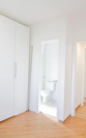 Apartamento à venda com 106m², 3 quartos e 3 vagas Apartamento à venda com 106m², 3 quartos e 3 vagasSuíte