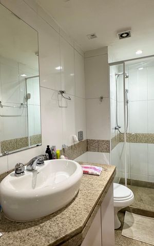 Apartamento à venda com 200m², 4 quartos e 1 vaga Apartamento à venda com 200m², 4 quartos e 1 vagaQuarto 4 - Suíte Banheiro
