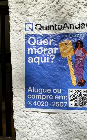 Apartamento à venda com 200m², 4 quartos e 1 vaga Apartamento à venda com 200m², 4 quartos e 1 vagaPlaquinha instalada