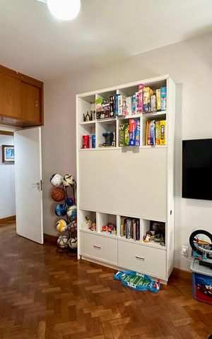 Apartamento à venda com 200m², 4 quartos e 1 vaga Apartamento à venda com 200m², 4 quartos e 1 vagaQuarto 1