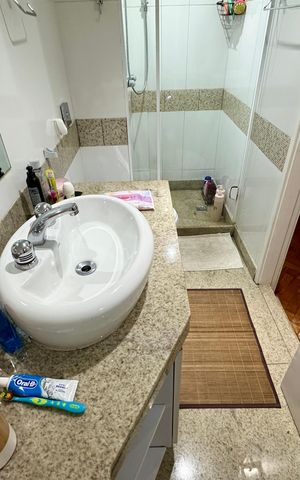 Apartamento à venda com 200m², 4 quartos e 1 vaga Apartamento à venda com 200m², 4 quartos e 1 vagaBanheiro