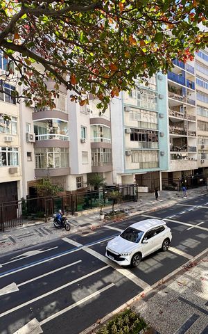 Apartamento à venda com 200m², 4 quartos e 1 vaga Apartamento à venda com 200m², 4 quartos e 1 vagaVista