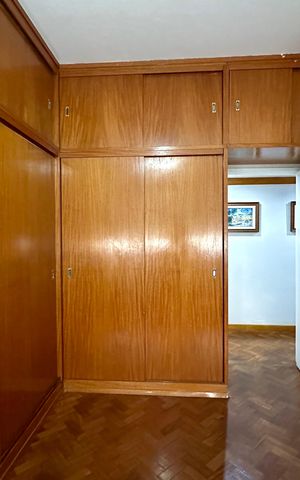 Apartamento à venda com 200m², 4 quartos e 1 vaga Apartamento à venda com 200m², 4 quartos e 1 vagaQuarto 1