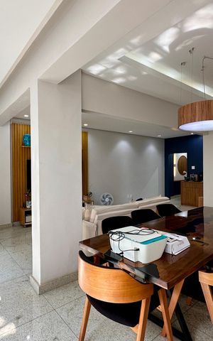 Apartamento à venda com 200m², 4 quartos e 1 vaga Apartamento à venda com 200m², 4 quartos e 1 vagaSala