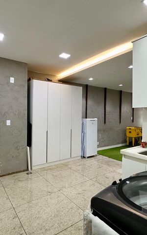 Apartamento à venda com 200m², 4 quartos e 1 vaga Apartamento à venda com 200m², 4 quartos e 1 vagaÁrea de Serviço