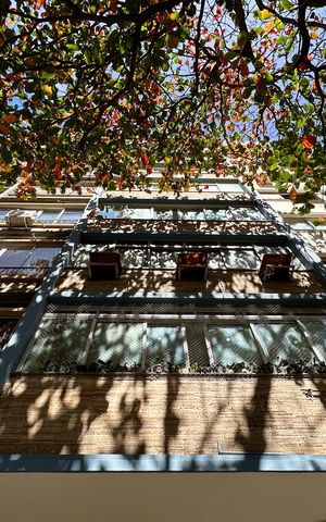 Apartamento à venda com 200m², 4 quartos e 1 vaga Apartamento à venda com 200m², 4 quartos e 1 vagaFachada