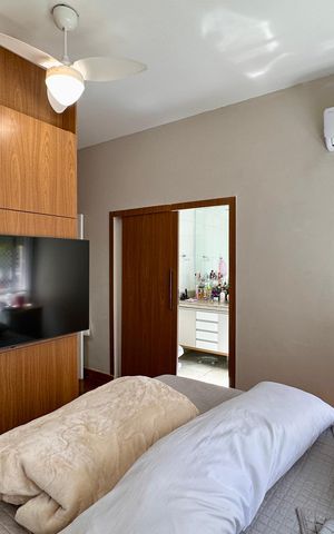 Apartamento à venda com 200m², 4 quartos e 1 vaga Apartamento à venda com 200m², 4 quartos e 1 vagaQuarto 2 - Suíte